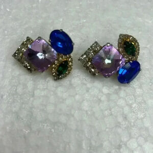 JULIANA Delizza & Elster (D&E) 60s purple blue green Rhinestone Clip Earrings